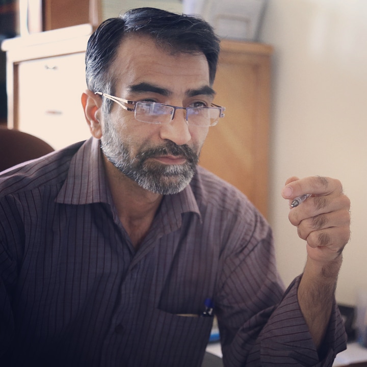 عبداله خادمیان