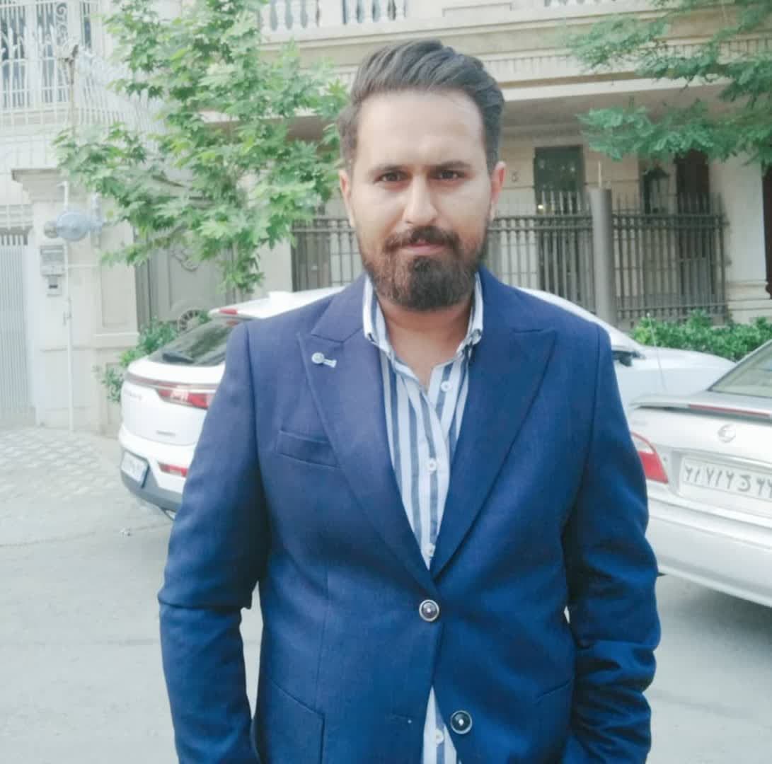 علیرضا اخوان